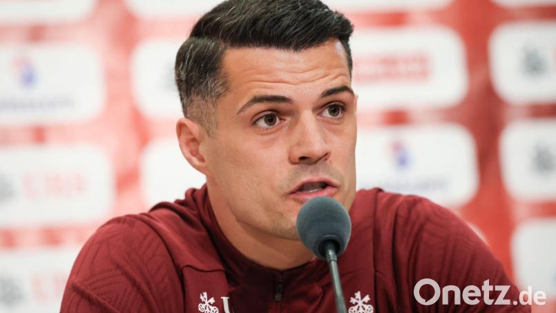 Xhaka gibt nun zu: Die Impfbestätigung war erworben. Bild: Christian Charisius/dpa