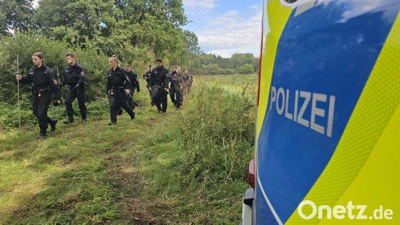 Bei der Spurensuche am Fundort der Drohne soll eine verdächtige Substanz gefunden worden sein. (Archivbild) Bild: str/dpa