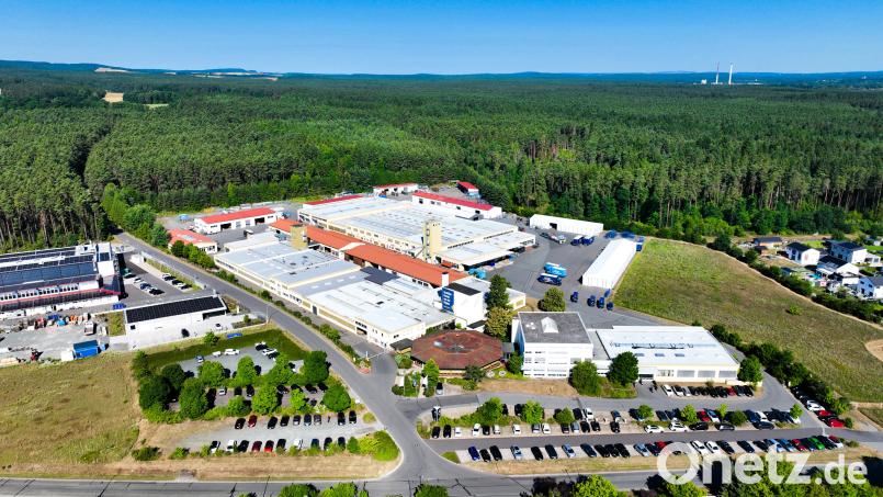 Das Firmengelände der Höhbauer GmbH in Luhe-Wildenau: Das Unternehmen hat am Dienstag einen Insolvenzantrag gestellt. Bild: Höhbauer GmbH