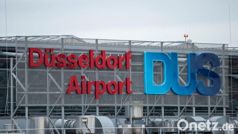 Die Eurowings-Maschine musste kurz nach dem Start eine Sicherheitslandung hinlegen. Bild: Christophe Gateau/dpa/dpa-tmn