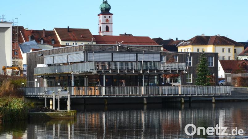 Der geplante Weihnachtsmarkt soll auf dem Platz am See im Bereich des Hotels Seenario stattfinden. Archivbild: Thorsten Schreiber