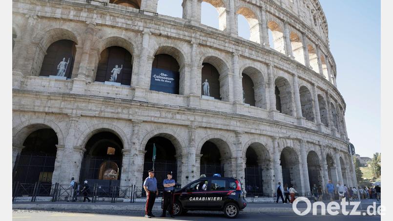Bei einem Sturz in der Nacht kam ein Arbeiter im Kolosseum ums Leben. Bild: Cecilia Fabiano/LaPresse/AP/dpa