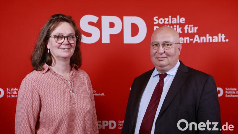 Die SPD-Landeschefs Juliane Kleemann und Andreas Schmidt laden zu Gesprächen ein. (Archivbild) Bild: Matthias Bein/dpa