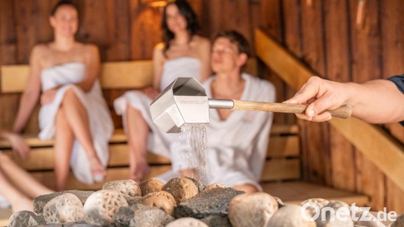 Besondere Saunaevents gibt es dieses Jahr in der Wintersaison im Kurfürstenbad Amberg. Bild: Michael Sommer
