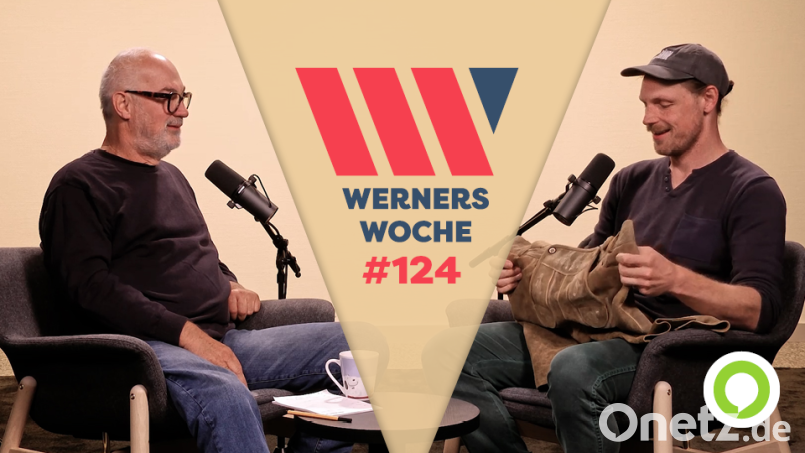 Frank Werner (links) kommentiert mit seinem Partner Goldi die Themen der Woche. Bild: Marina Gube