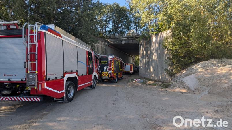 Beim Offroad-Training für Einsatzkräfte im Tagebau Hirschau-Schnaittenbach konnten die Teilnehmer praxisnahe Fahrten im Gelände üben. Bild: Thomas Hottner
