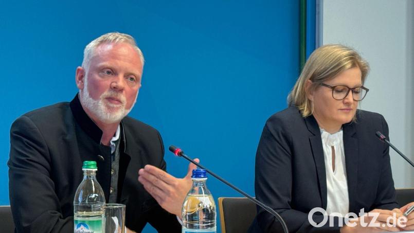 Die AfD will auch im Freistaat regieren - und nicht erst irgendwann. Bild: Christoph Trost/dpa