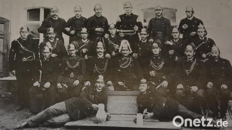 Die Gründungsmitglieder der Feuerwehr Höflas aus dem Jahr 1896. Repro: Josef Rosner