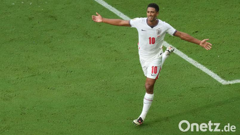 Jude Bellingham wurde erneut Nationalspieler des Jahres in England (Archivbild) Bild: Marta Lavandier/AP/dpa