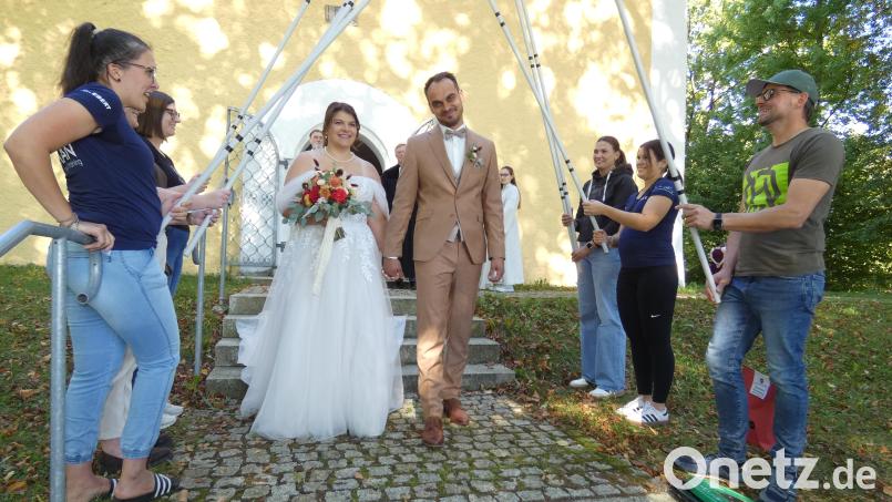 Jana Gerstacker und Jonas Heberl heirateten in der Magdalenenkirche in Ranna Bild: Heidi Kurz