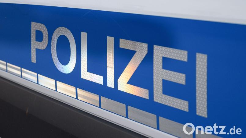Die Polizei geht von einem gewaltsamen Tod des Mannes aus. (Symbolbild) Bild: Daniel Vogl/dpa