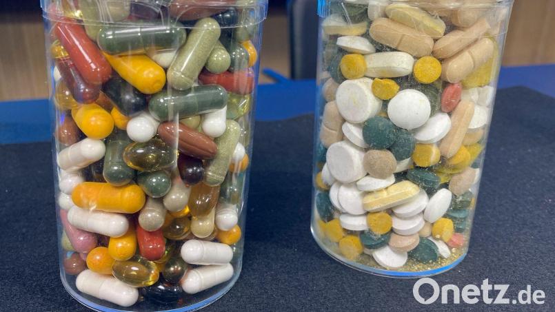 Bei Nahrungsergänzungsmittel aus sogenannten Botanicals fordern Wissenschaftler von der Politik zum Verbraucherschutz eine Regulierung. (Symbolbild) Bild: Vanessa Reiber/dpa