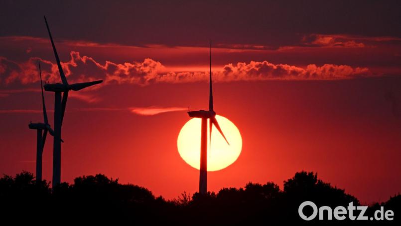 Die Energiewende wird nach einer Studie von der breiten Öffentlichkeit sowie von Managern unterstützt. (Symbolbild) Bild: Federico Gambarini/dpa