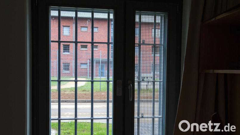 Ein 35-Jähriger aus Amberg muss für 20 Monate ins Gefängnis. Symbolbild: Jens Büttner