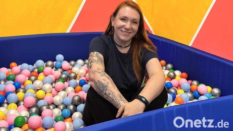 Janina Schraml hat vor wenigen Wochen ihre Praxis für Ergotherapie in Kastl eröffnet. Bild: Holger Stiegler