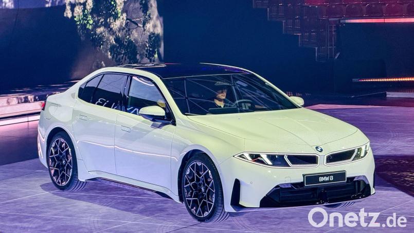 Als Elektroauto wie hier wird der 3er weiterhin angeboten, auch Benziner und Hybride wird es weiter geben - aber keinen Diesel. (Archivbild) Bild: Christof Rührmair/dpa-tmn
