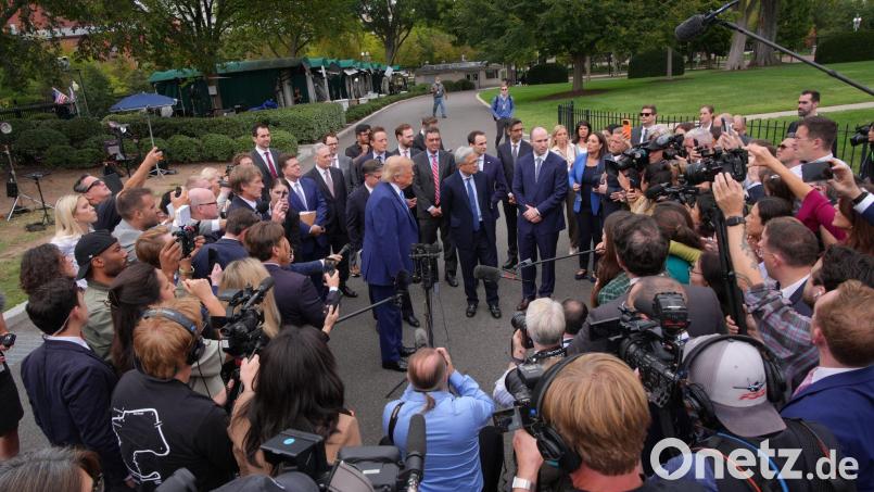 US-Präsident Trump zeigt Verständnis für Nordkoreas Atomwaffen. Bild: Jacquelyn Martin/AP/dpa