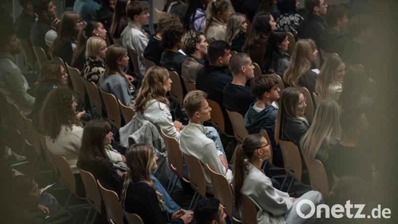 Über 1.000 neue Studierende beginnen am 1. Oktober ihr Studium an der OTH Amberg-Weiden (Bild aus dem Vorjahr). Archivbild: Jolanda Selting/ OTH Amberg-Weiden