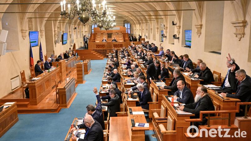 Ein Blick in den tschechischen Senat in Prag: Am 9. und 10. Oktober werden 27 der 81 Senatoren neu gewählt. Symbolbild: Šimánek Vít/CTK/dpa