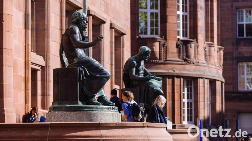 Die Universität Freiburg gehört zu den Hochschulen, die künftig den Titel „Exzellenzuniversität“ tragen darf. Bild: Philipp von Ditfurth/dpa