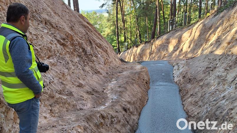 Wie ein Wasserfall aus Beton wirkt diese Verfüllung eines Stollens aus der Stullner Bergbau-Ära. Bild: bl