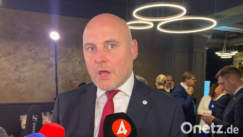 Ministerpräsident Kulbergs hat mit seinem Bündnis die Wahl in Lettland klar gewonnen. Bild: Alexander Welscher/dpa