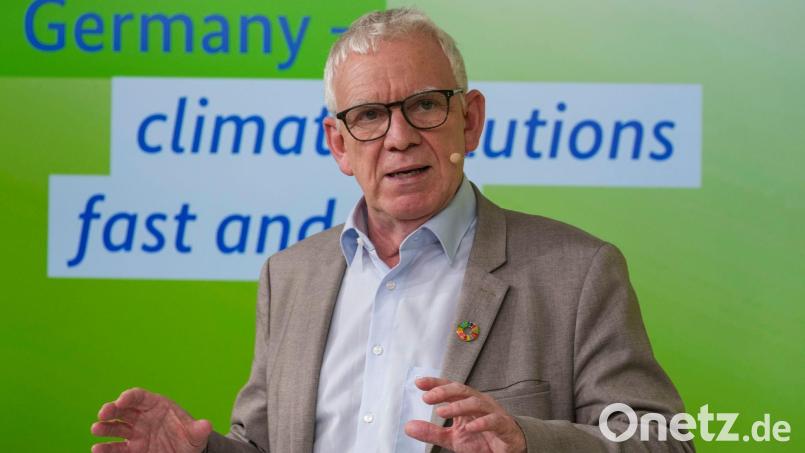 „Urgestein der deutschen Umwelt- und Klimapolitik“: Jochen Flasbarth (Archivbild) Bild: Sergei Grits/AP/dpa