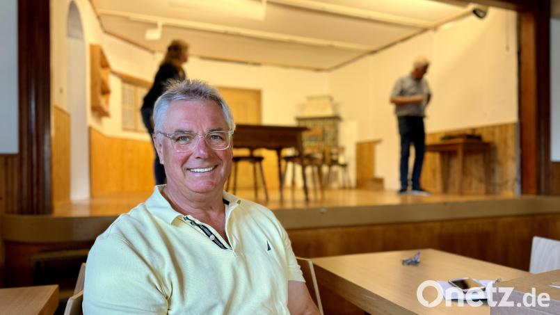 Benno Schißlbauer führt zum letzten Mal Regie bei der Freudenberger Bauernbühne. Bild: gri
