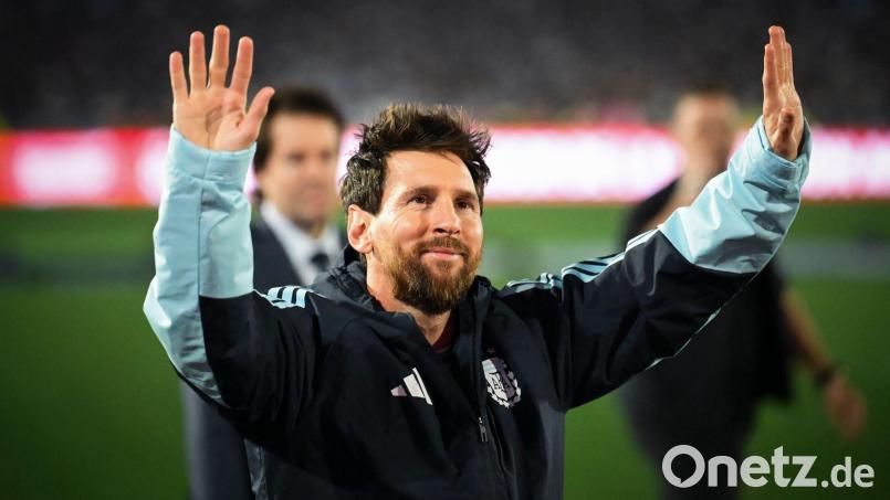 Lionel Messi nach seinem Abschiedsspiel in der argentinischen Nationalmannschaft. Bild: Martin Cossarini/dpa