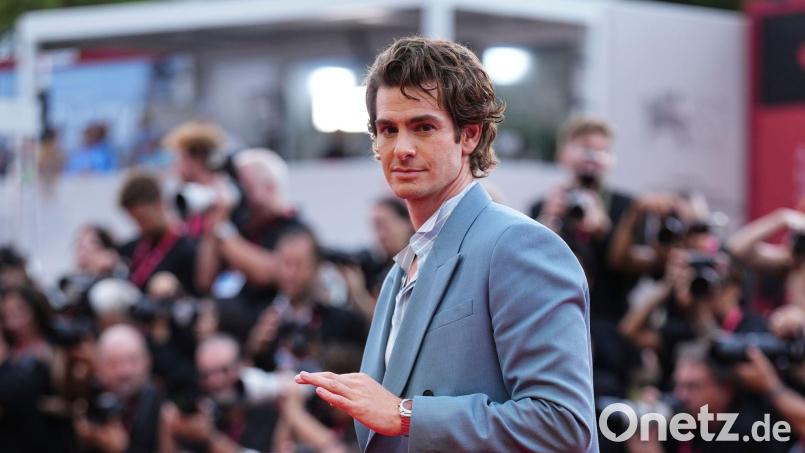 Andrew Garfield spielt in „Artificial“ den OpenAI-CEO Sam Altman. (Archivbild) Bild: Scott A Garfitt/Invision/AP/dpa