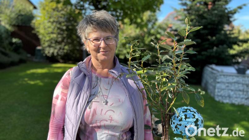 Barbara Reil ist die neue Leiterin der Krebsselbsthilfegruppe in Vohenstrauß. In ihrem Garten findet sie die nötige Kraft, das Leben positiv anzugehen. Bild: ck