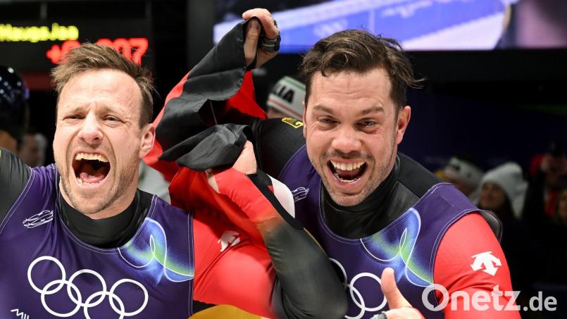 Tobias Wendl (Deutschland, r) und Tobias Arlt (Deutschland) wollen nun bis Olympia 2030 weitermachen. (Archivbild) Bild: Robert Michael/dpa