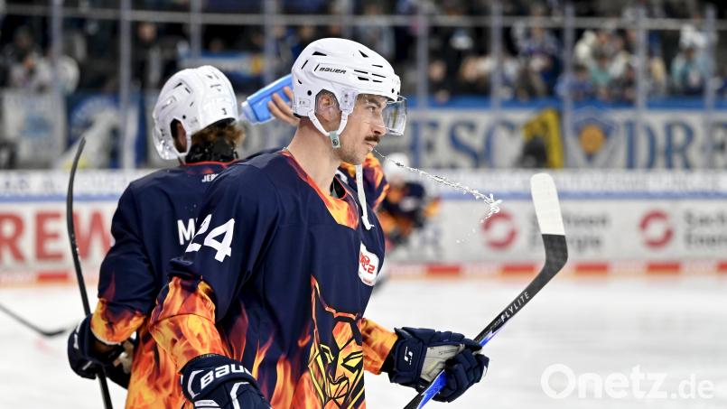 Niklas Postel und die Blue Devils Weiden waren gegen die Dresdner Eislöwen am Freitagabend absolut chancenlos. Die Partie endete "nur" mit 5:1 für den DEL-Absteiger. Bild: Julia Peter