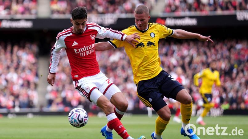 Arsenals Kai Havertz (l) im Zweikampf mit Nico Elvedi von Leeds United. Bild: John Walton/PA Wire/dpa