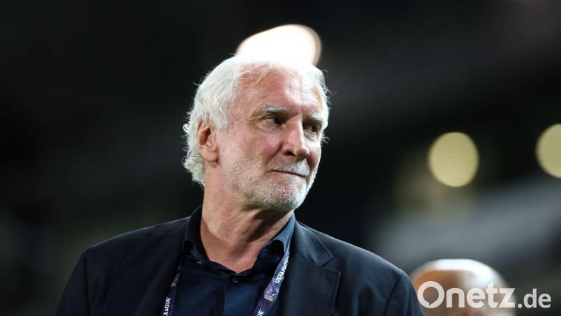 DFB-Sportdirektor Rudi Völler hat die Länge der Länderspielpause kritisiert. (Archivbild) Bild: Christian Charisius/dpa