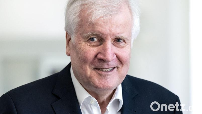 Der frühere CSU-Chef Horst Seehofer kritisiert Bundeskanzler Friedrich Merz (CDU). (Archivfoto) Bild: Sven Hoppe/dpa