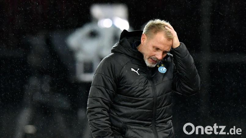 Thorsten Fink ist seinen Job in der Türkei los. (Archivbild) Bild: Walter Bieri/KEYSTONE/dpa