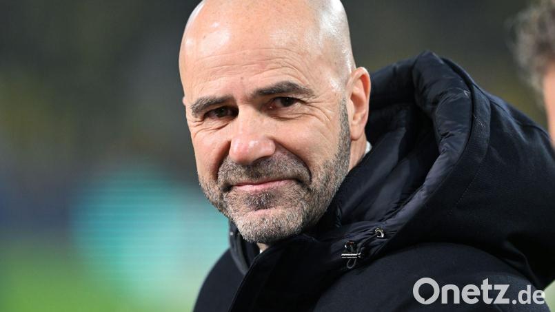 Trainer Peter Bosz von PSV Eindhoven will in Leipzig punkten. (Archivbild) Bild: Federico Gambarini/dpa
