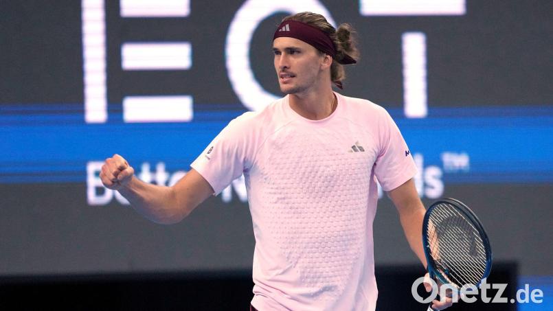 Alexander Zverev steht im Viertelfinale von Shanghai. (Archivbild) Bild: Achmad Ibrahim/AP/dpa