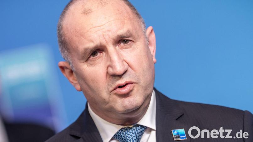 Bulgariens Ministerpräsident Rumen Radev zufolge gab es vor der Küste des Landes erneut Drohnenangriffe auf kommerzielle Schiffe. (Archivfoto) Bild: Michael Kappeler/dpa