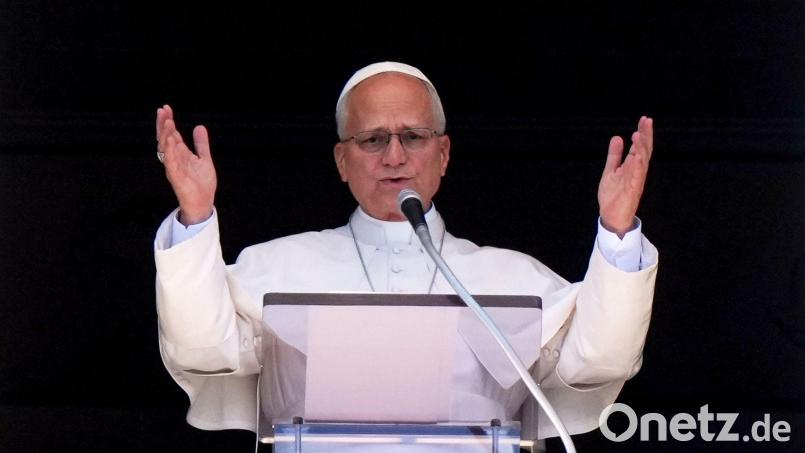 Dem an Lungenkrebs erkrankten Papst wurde vorsorglich ein Stück der Lunge entfernt. Bild: Andrew Medichini/AP/dpa