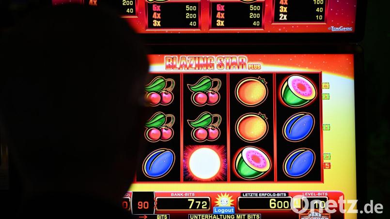 Ein 46-Jähriger wurde nach einem Besuch im Casino in Teublitz gegenüber einem 18-jährigen Angestellten ausfällig. Symbolbild: Wolf von Dewitz/dpa