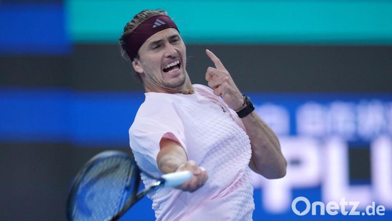 Sollte beim Show-Turnier in Saudi-Arabien auch aufschlagen: Alexander Zverev. (Archivbild) Bild: Achmad Ibrahim/AP/dpa