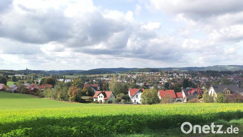 Der Herbst bringt Glanz ins Oberviechtacher Land: Passend dazu findet die Premiere der "Goldenen Tage" vom 21. bis 25. Oktober mit Aktionen für die ganze Familie statt. Bild: Gertraud Portner