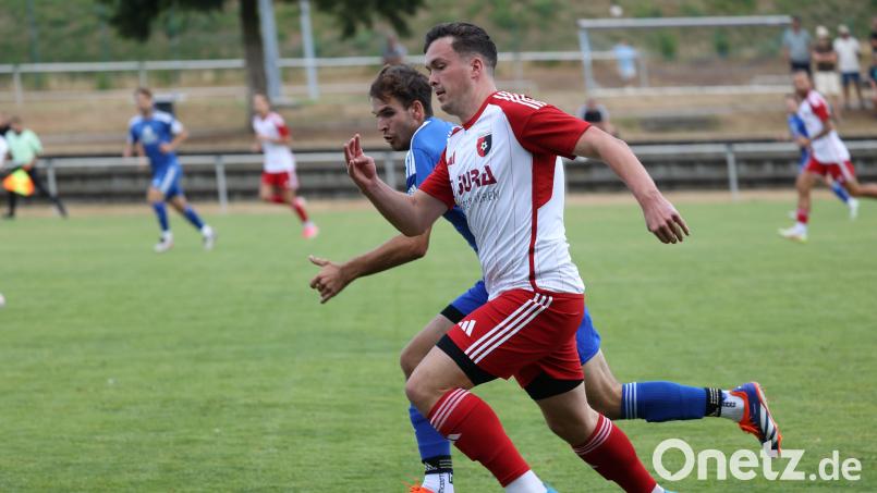 Der Trabitzer Stürmer Timo Bachmeier legt den Vorwärtsgang ein. Die SpVgg will im Heimspiel gegen den FC Dießfurt seiner Favoritenrolle gerecht werden. Bild: Dieter Jäschke