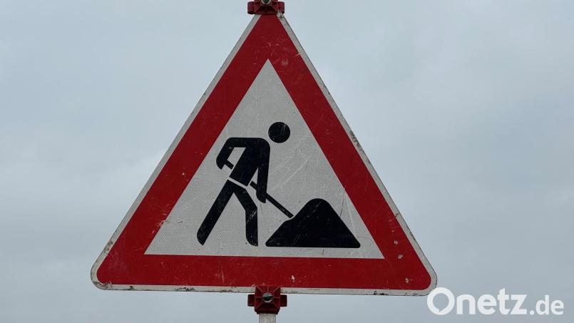 Wegen Bauarbeiten ist die Fichtelgebirgsstraße in Kemnath ab Montag für etwa vier Wochen gesperrt. Symbolbild: Heike Unger