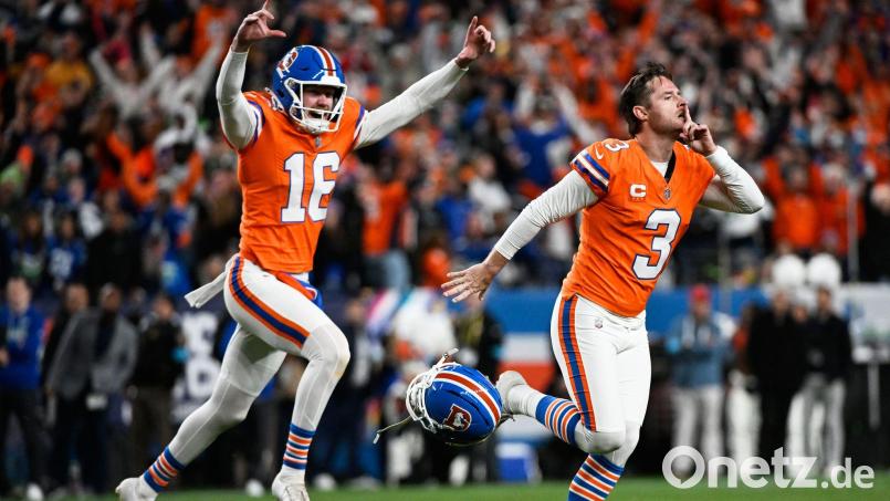 Kicker Wil Lutz (r) erzielte für die Denver Broncos das entscheidende Field Goal in der Overtime. Bild: Geneva Heffernan/AP/dpa
