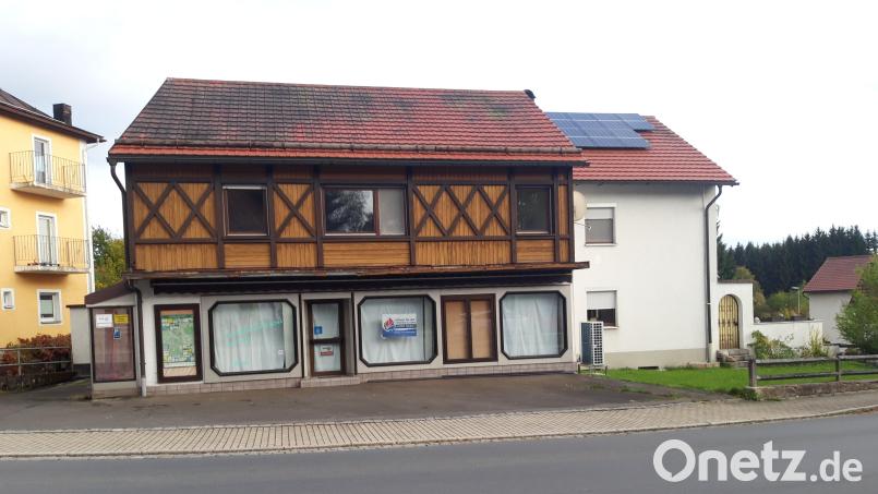 Im ehemaligen Photo- und Schreibwarengeschäft Nickl in der Fichtelberger Poststraße sind ein Café und Ferienwohnungen geplant. Bild: wkr
