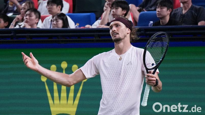 Alexander Zverev verpasst das Finale von Shanghai. Bild: Andy Wong/AP/dpa