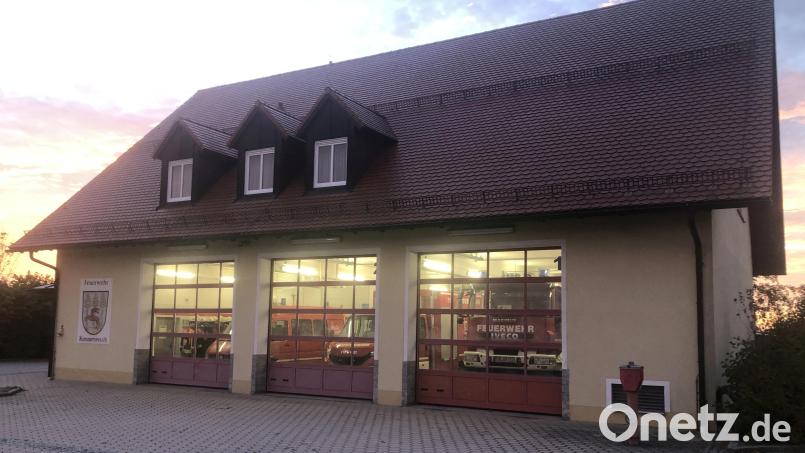 Damit Vorhaben bei der Konnersreuther Feuerwehr gestemmt werden können, muss die Marktgemeinde viel Geld in die Hand nehmen. Mit dem Kauf eines neuen Fahrzeugs allein ist es nicht getan. Bild: Werner Robl